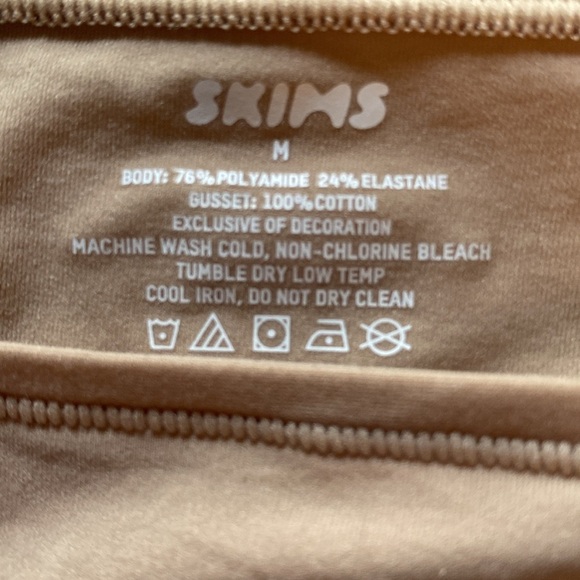 SKIMS Bra & Panty Set Sz M Color Clay NWT - Picture 7 of 9